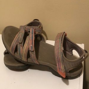 TEVA women sandals